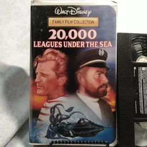 20,000 Leagues Under The Sea VHS Walt Disney Family Film Collection, - Foto 1 di 3