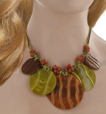 Colar Gargantilha Étnico Multicolorido Marrom Verde Declaração Disco Concha Franja 18" - Imagem 1 de 4