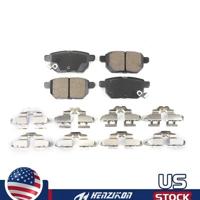 Pastillas de freno traseras de cerámica P-1354 con hardware para Toyota Corolla 2009-2022 Foto 1 de 3