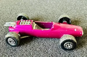 Matchbox | No 19 | Lotus Racing Car | Made by Lesney 1970 Toy Rare Magenta Pink - Picture 1 of 4