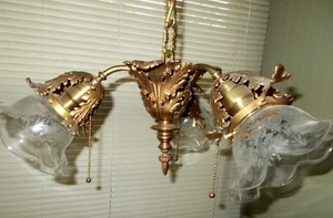 ANTIQUE VICTORIAN BRASS 3 LIGHT HANGING CHANDELIER W/SHADES~READY TO BE HUNG~NC - Picture 1 of 10