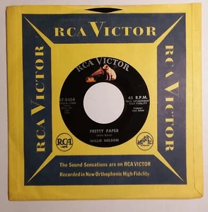 WILLIE NELSON 45 PRETTY PAPER B/W WHAT A MERRY CHRISTMAS THIS COULD BE - Picture 1 of 2
