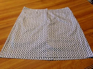 12 Womens - Izod Brand - Athletic Golf Skort - Geo Diamond Print - Picture 1 of 6
