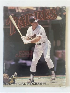 RARE San Diego Padres magazine  1986 Official Program - Picture 1 of 1