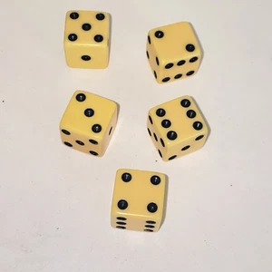 Vintage Bakelite Dice with Black Pips Set of 5 Die - Picture 1 of 4