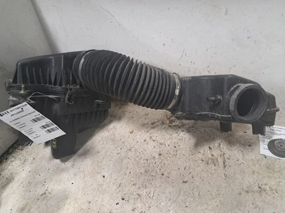 Purificador de aire/filtro de aire carcasa 2014 Town & Country Van Sku#4295271 Foto 1 de 4