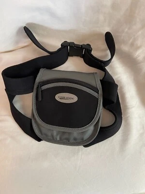 Case Logic Waist Belt for Portable CD Player Carry Case - Image 1 of 4