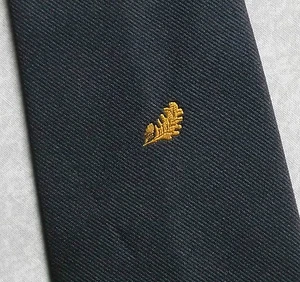 Tie Necktie Vintage Mens Crested Club Association Society ACORN OAK LEAF - Picture 1 of 4