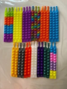 32 Stck. Pop Armband Bubble Handschmeichler Spielzeug für Party Gefälligkeiten, Stressabbau Armband - Bild 1 von 8