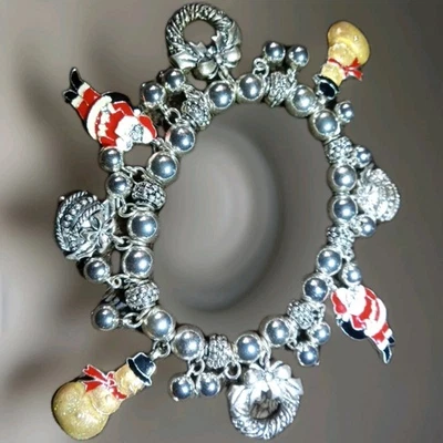 AVON Tono Plata Cuentas Esmaltado Dije Navidad Elastizado Pulsera Santa Corona Foto 1 de 4