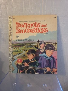Walt Disney BETTKNÖPFE und BESENSTIELE autorisierte Ausgabe Kleines Goldenes Buch 1971 - Bild 1 von 7