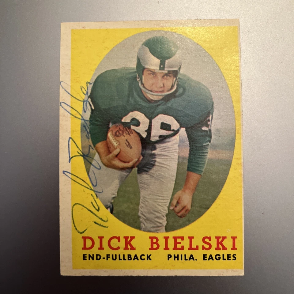 DICK BIELSKI 1958 TOPPS AUTOGRAPHED SIGNED AUTO FOOTBALL CARD - Image 1 of 1
