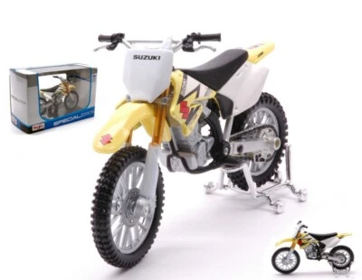 MODELLINO MOTO CROSS STATICO MAISTO SUZUKI RM-Z 250 GIALLO MODELLISMO SCALA 1/18 - Immagine 1 di 4