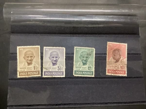 Gandhi Stamps Lot On First Anniversary Of Independence 15 Aug 1948 India - Picture 1 of 8