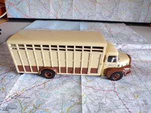 UNIC ZU 66 Puymorens Bétaillère 1954 IXO Camion d'autrefois 1/43 - Picture 1 of 2
