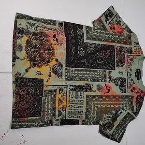 eleven paris t-shirt Large More Like Small Green Short Sleeve 100% Cotton - Picture 1 of 5