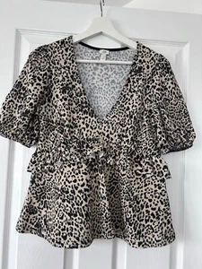 River Island Leopard Print Peplum Top - Picture 1 of 3