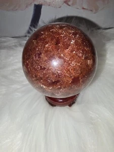 Erdbeerquarz Kristall Kugel, schöne rote Kugel, natürliche Farbe  - Bild 1 von 2