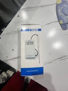 Checktemp® 1 Digital Thermometer (HI98509) - Hanna Instruments - Picture 1 of 2