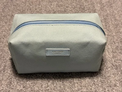 Estuche de cosméticos de viaje azul Kate Spade bolsa de maquillaje  Foto 1 de 4