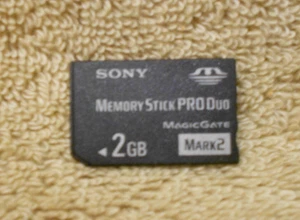 Sony 2GB Memory Stick Pro Duo MS 2GB Card for Sony Camera Recorder PSP - Picture 1 of 2
