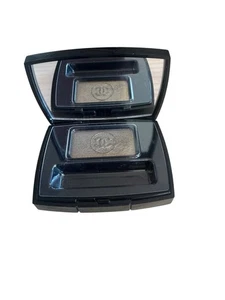 NEU CHANEL Ombré Essentialle Soft Touch 53 Khaki Lidschattenpalette 0,07 Oz. Lesen - Bild 1 von 5