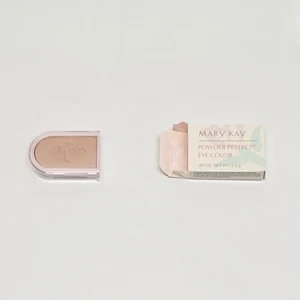 Mary Kay EyeShadow Color- Spun Silk- New in Box Discontinued 0227- .09oz - Picture 1 of 5