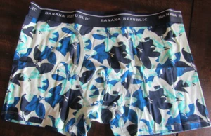 MENS SIZE XL BANANA REPUBLIC BLUE MULTI FLORAL ORGANIC COTTON BOXER BRIEFS NWT - Picture 1 of 2