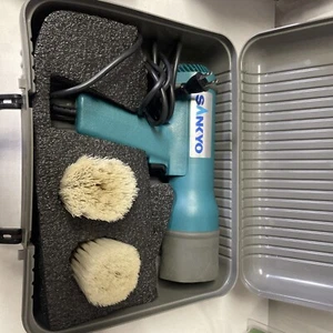 Pachinko Cell Cleaner (Cell Pica) - Picture 1 of 2