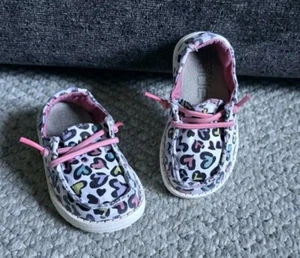 Hey Dude Wendy White Leopard Hearts Toddler Shoes Size 6 - Picture 1 of 5
