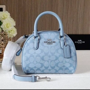 Coach CH140 Sydney Schulranzentasche in Signature Chambray & Leder Cornflower blau - Bild 1 von 7