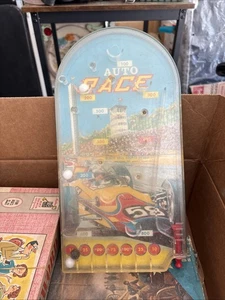 Vintage Metall Flipper Handheld Wolverine Toy Company Autorennen funktioniert - Bild 1 von 2