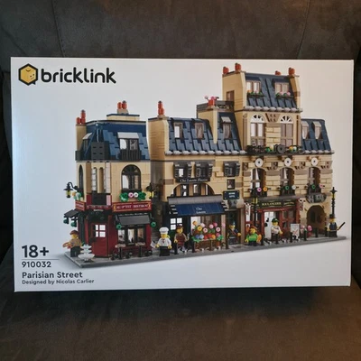 LEGO Parisian Street 910032 - Brand New & Sealed - Image 1 of 4