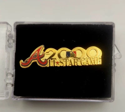 2000 All-Star GAME Atlanta Braves Gold Pin - Image 1 of 2