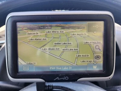 MIO Moov R403 Automotive GPS Device Unit Model N255 - Image 1 of 4