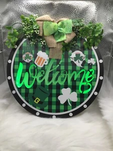 NEW St. Patrick's Day Door Decoration Lighted Welcome Sign Irish Wreath 12 inch - Picture 1 of 3