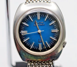 Bulova Accutron Blue Dial Tuning Fork 218 Mens Watch 1973 Cushion Case 36mm - Picture 1 of 6