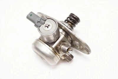 Bomba de combustible de alta presión BMW X1 X3 X4 Z4 OEM 2013-2018 Foto 1 de 4