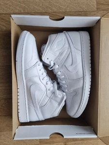 WMNS AIR JORDAN 1 MID - weiß, EUR 43, cm 28, BR 41, UK 8.5, neu, Damen-Sneaker - Bild 1 von 12