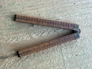 Mini righello a zig zag pieghevole in legno miniatura vintage 12” 3” quando piegato - Foto 1 di 13