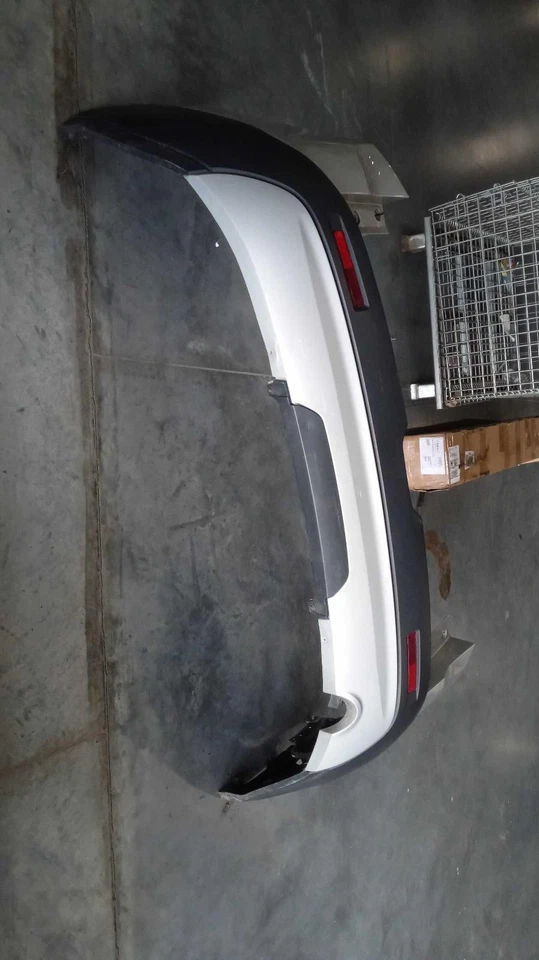 GMC Acadia 2017 plateado conjunto de parachoques usado OEM 11609489 87000 millas Foto 1 de 4