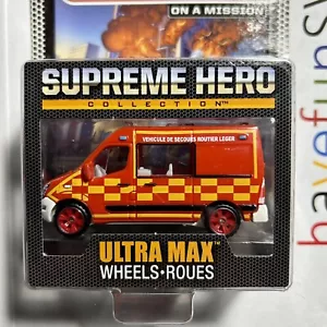 Matchbox Supreme Heros Renault Master Ambulance Fire Rescue First Responder - Picture 1 of 7