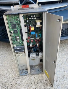 Danfoss VLT6000 HVAC Trasmissione a velocità variabile 174B4567 VLT6011 175z7360 10cv - Foto 1 di 6