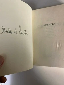 Wilbur Smith: Cry Wolf, signed HB 1st - Picture 1 of 12