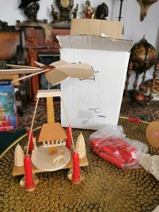 Weihnachtspyramide Holz Rehen und Futterkrippe Echt Erzgebirge Seiffen neu OVP - Bild 1 von 10