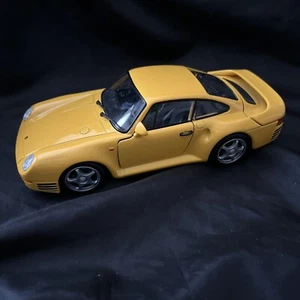 Porsche 959 Yellow w/ Silver Wheels (NEX) Diecast 1:24 Scale Model Car - Welly - Picture 1 of 5