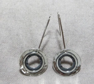 Silpada Sterling Silver Oxidized Hammered Cut Out Circle Threader Earrings W1654 - Picture 1 of 12