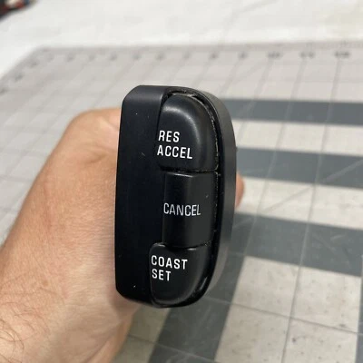 1996 1999 Nissan Pathfinder Infiniti QX4 Steering Wheel Cruise Control Buttons - Image 1 of 4