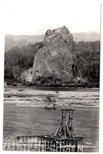 RPPC Postcard Castle Rock Columbia River Highway Oregon Gross & Dimmit - Picture 1 of 2