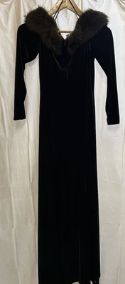 Cachet Vintage Black Velvet Dress Faux Fur Collar Off Shoulder Gown Holiday Sz 4 - Image 1 of 4
